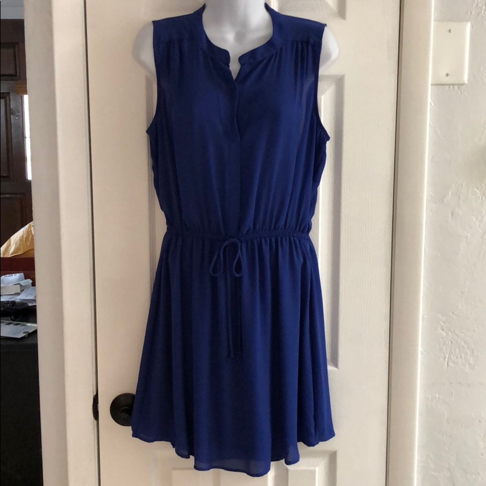 NWT! Beautiful silky blue dress